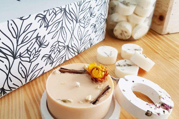 Box bougie de Noël 2020 - Box bougie vegan - Box de Noël 2020 Box bougie de Noël 2020 - Box bougie vegan - Box de Noël 2020