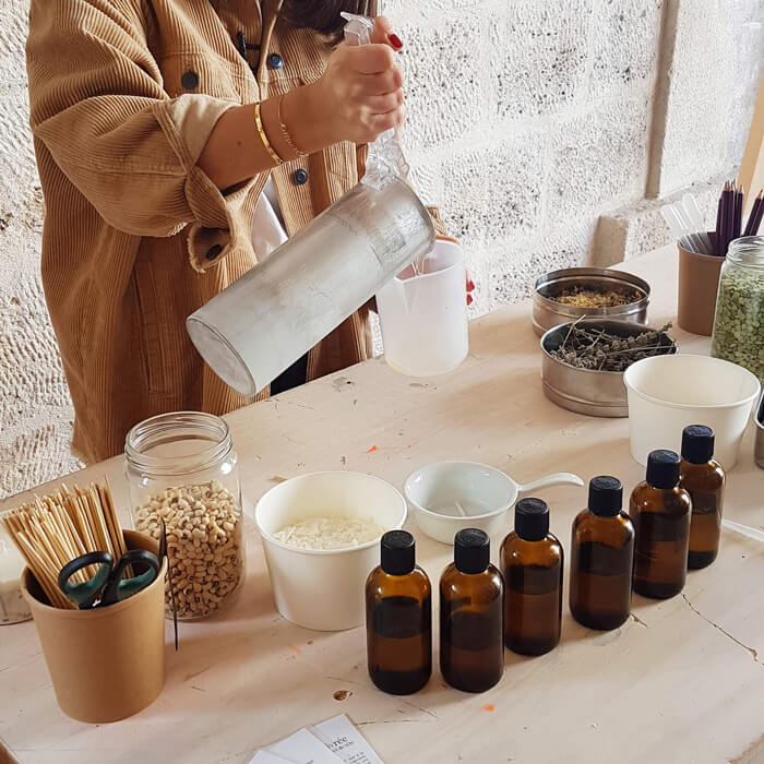 Atelier création bougies parfumées de massage - Formation en aromathérapie